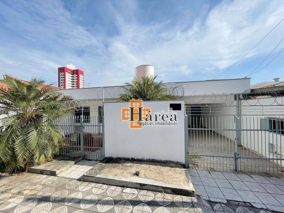 Casa à venda e aluguel, 220m² - Foto 2