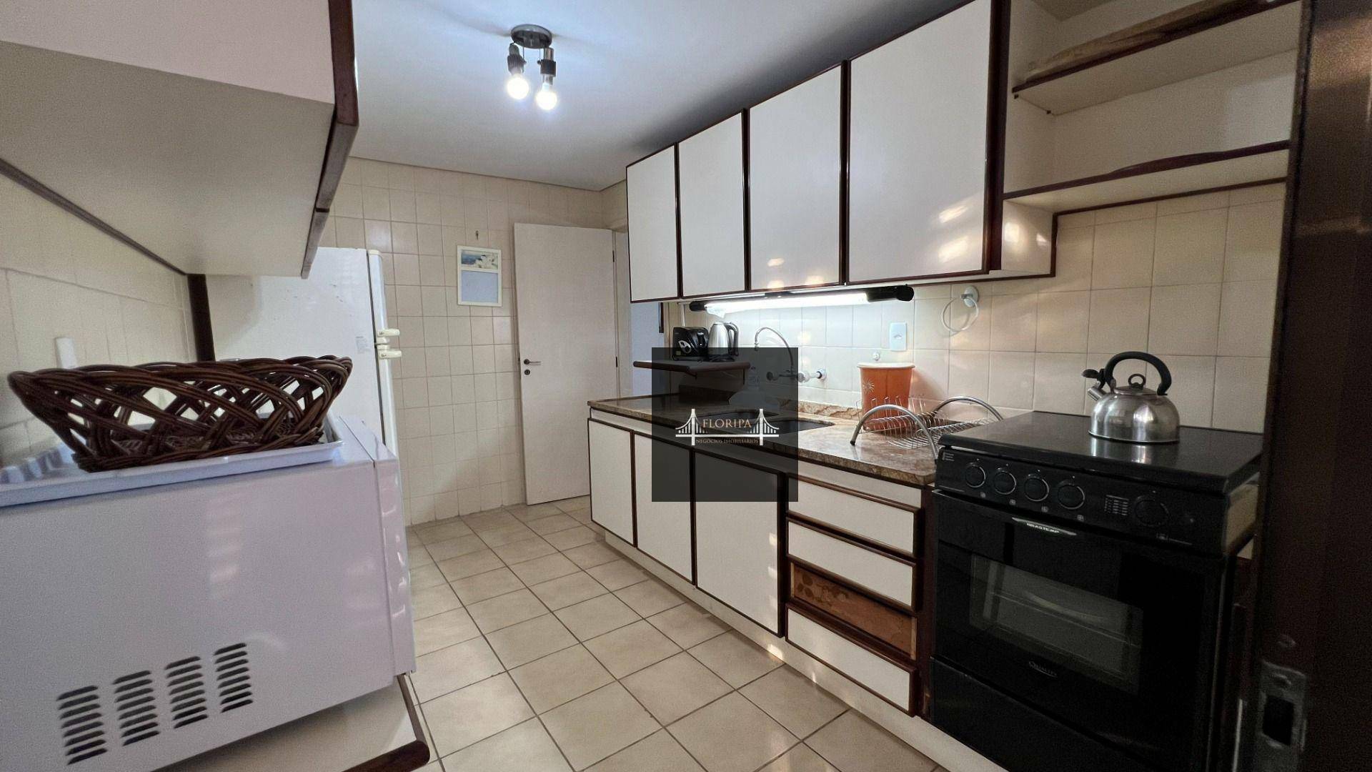 Apartamento à venda com 3 quartos, 169m² - Foto 11