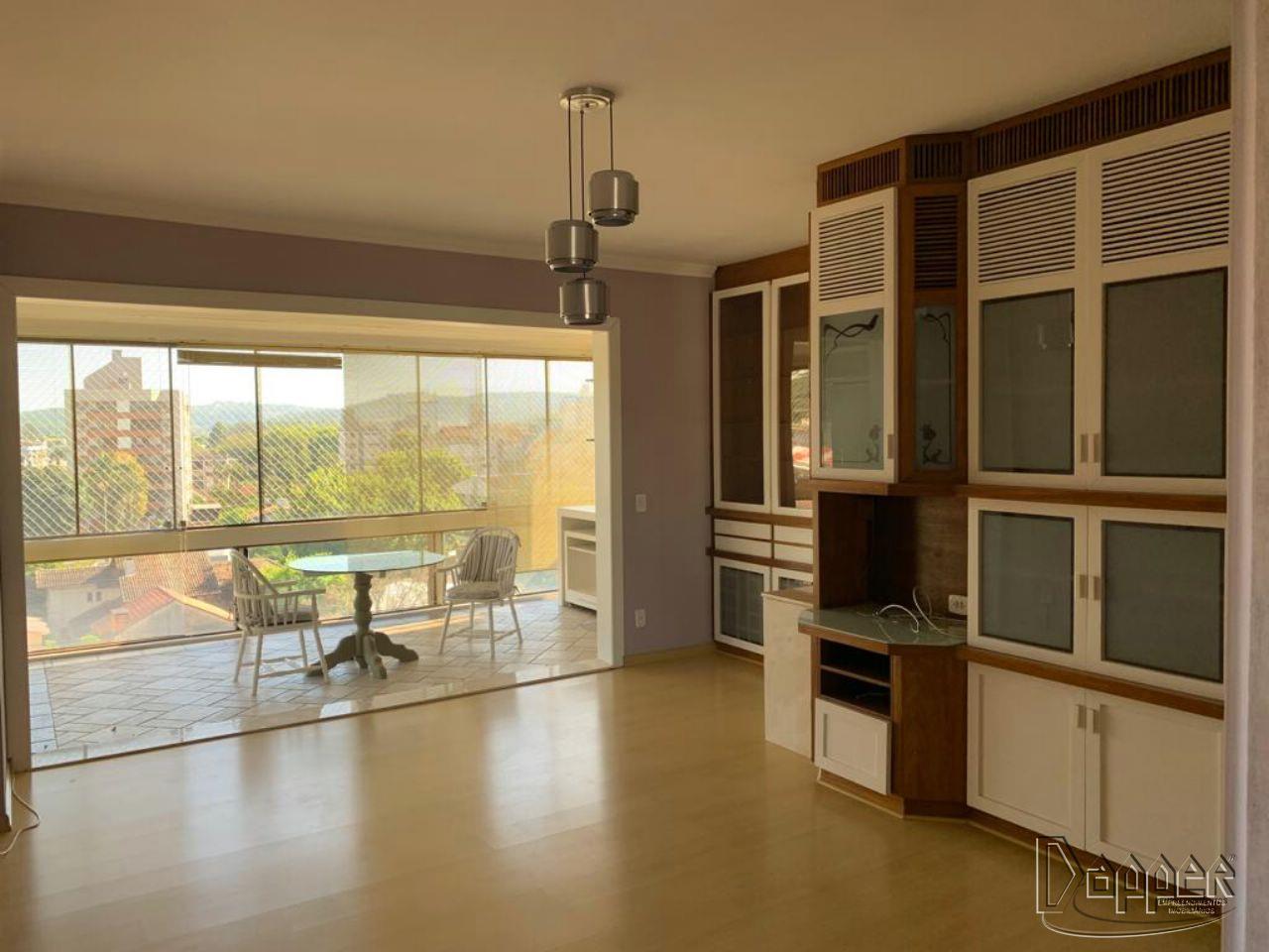 Apartamento à venda com 3 quartos, 189m² - Foto 2