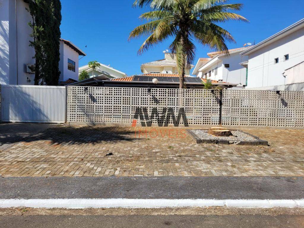 Casa de Condomínio para alugar com 2 quartos, 145m² - Foto 2