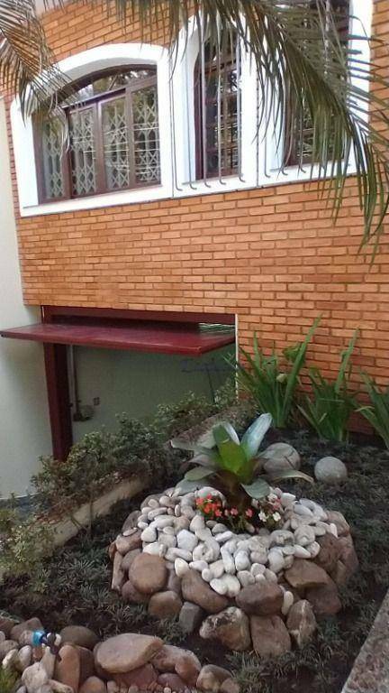 Sobrado à venda com 3 quartos, 240m² - Foto 36