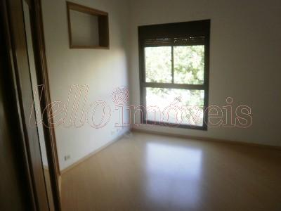 Apartamento para alugar com 4 quartos, 238m² - Foto 9