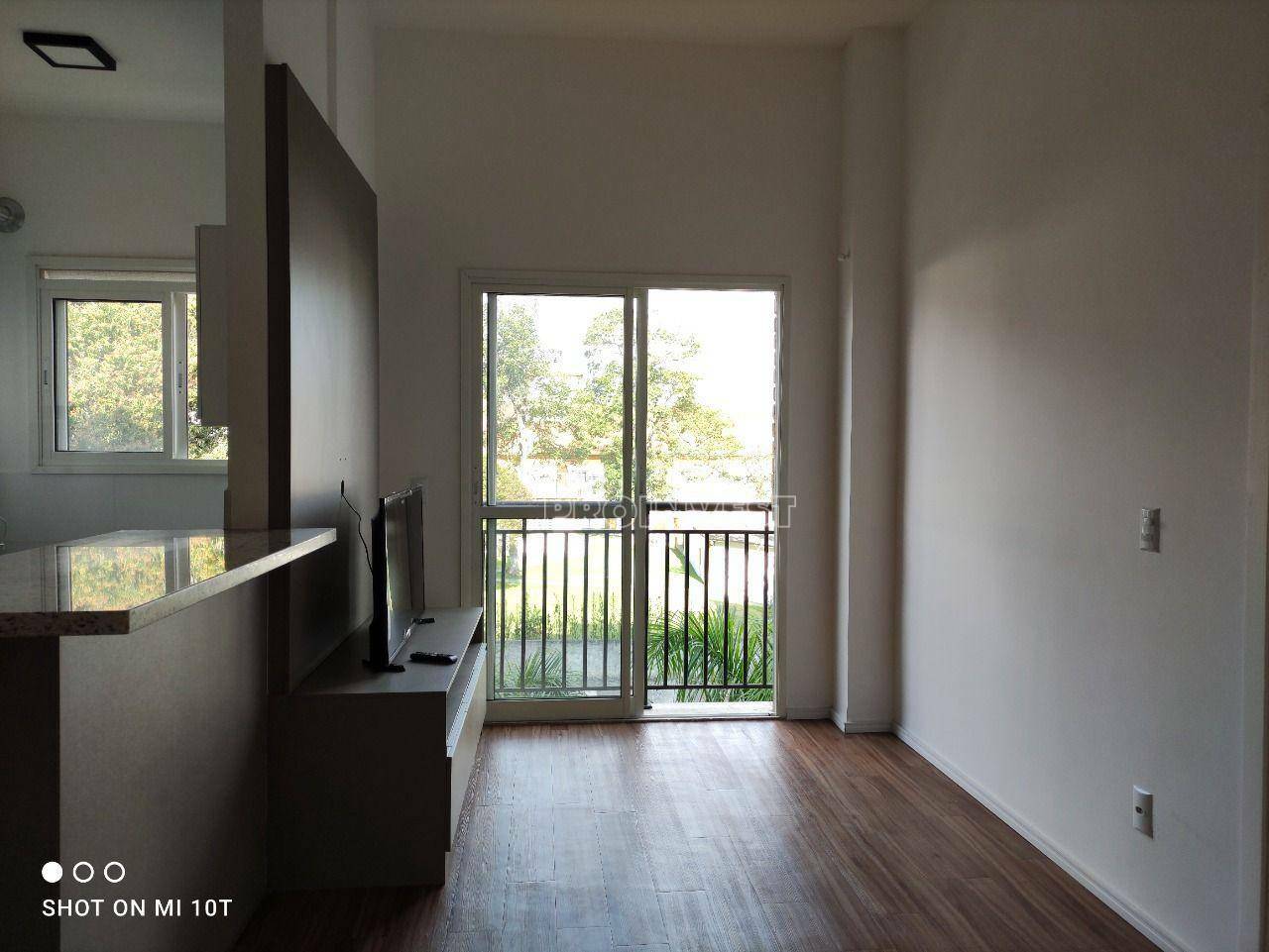 Apartamento à venda com 1 quarto, 37m² - Foto 4