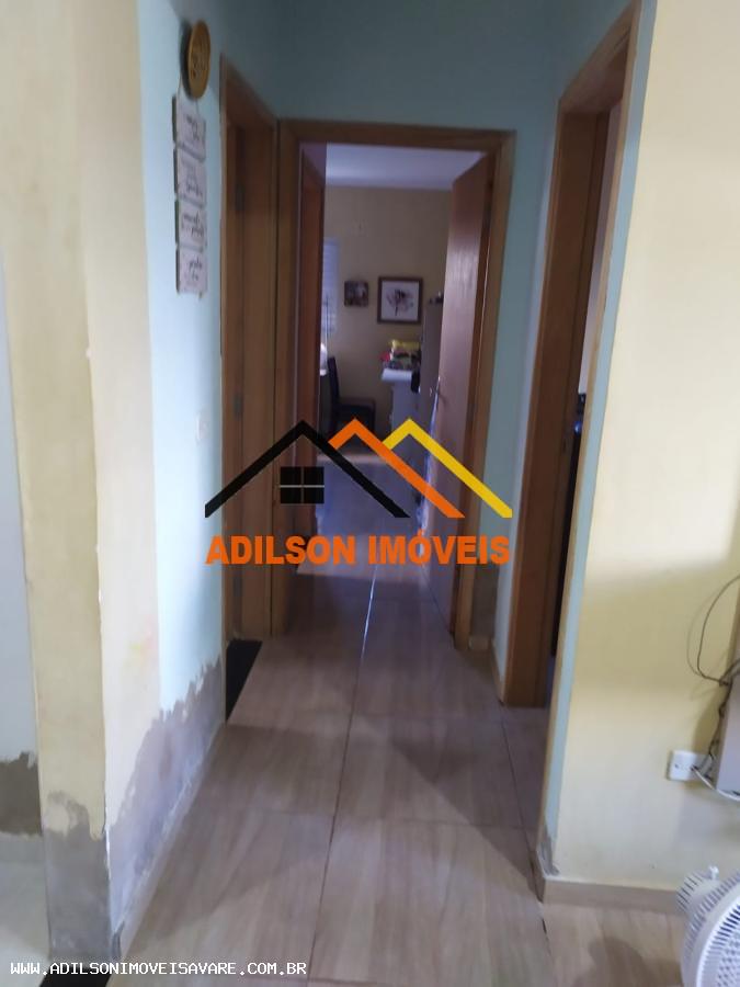 Casa à venda com 2 quartos, 200m² - Foto 4