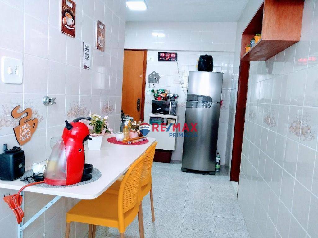 Apartamento à venda com 2 quartos, 59m² - Foto 17