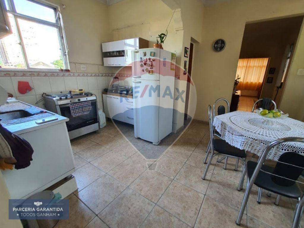 Casa à venda com 6 quartos, 384m² - Foto 13