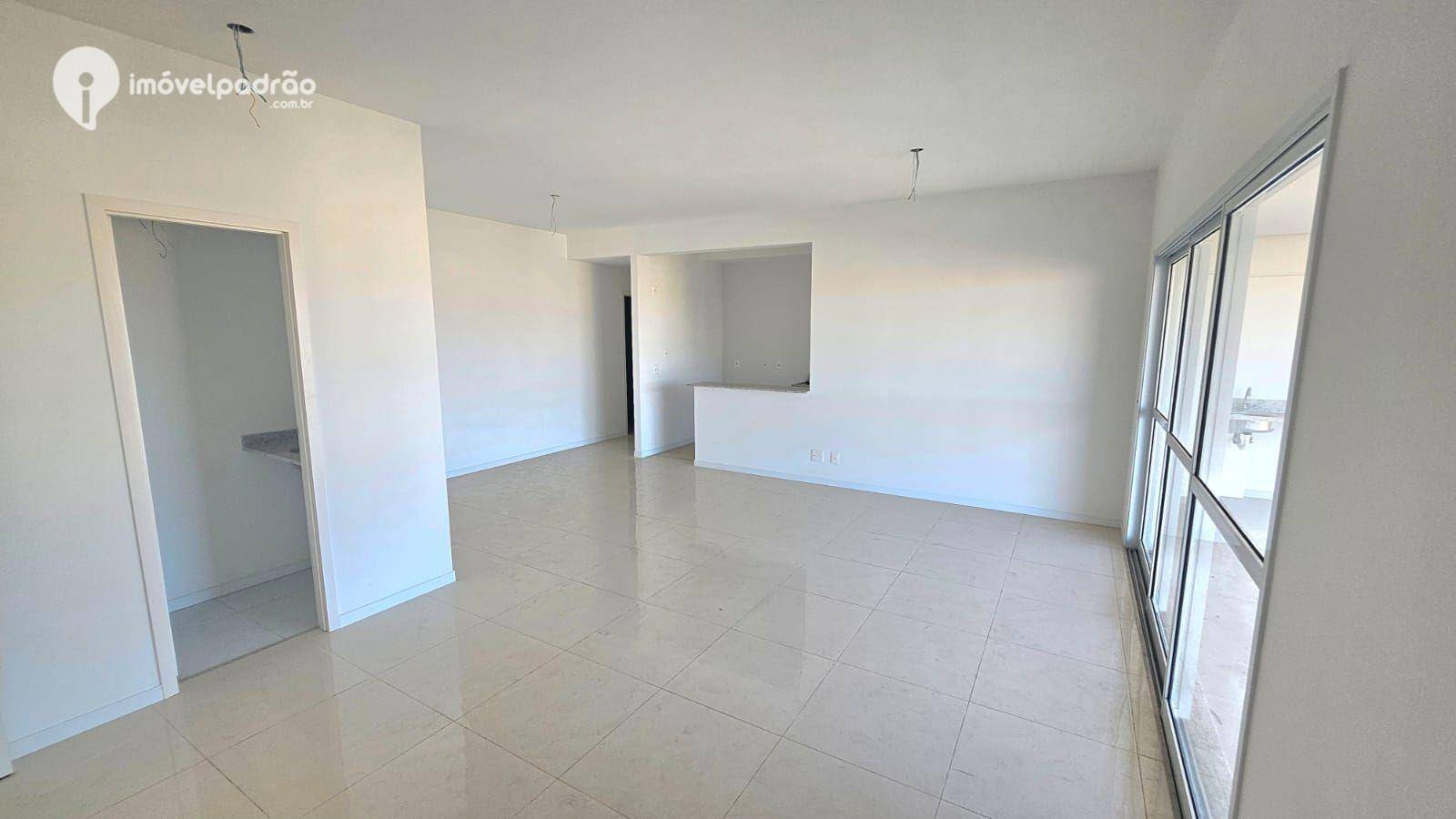 Apartamento à venda com 3 quartos, 125m² - Foto 19