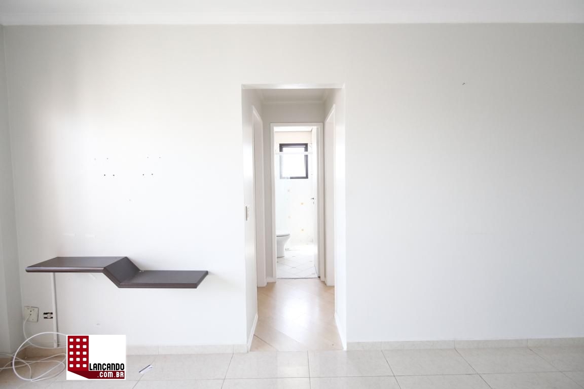 Apartamento à venda com 2 quartos, 60m² - Foto 3