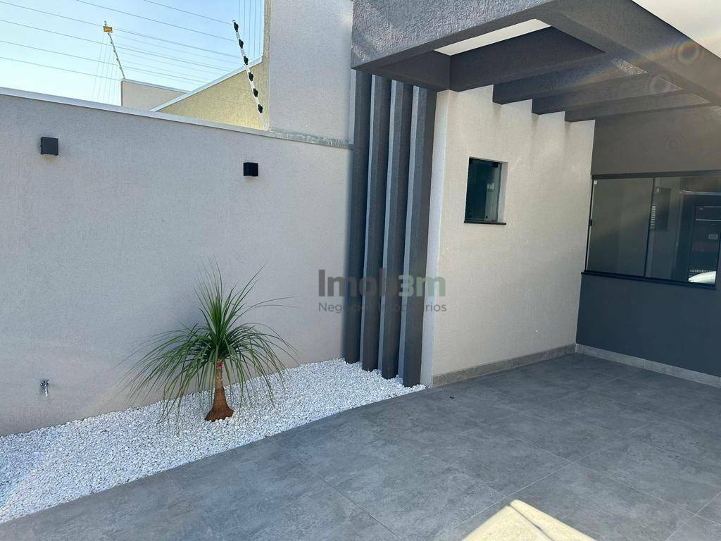 Casa à venda com 3 quartos, 81m² - Foto 18