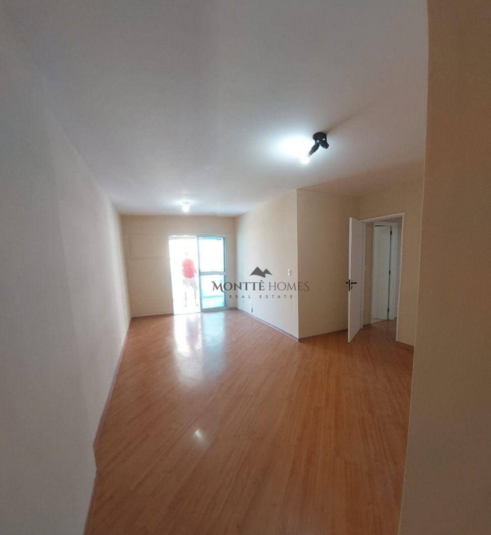 Apartamento para alugar com 3 quartos, 95m² - Foto 2