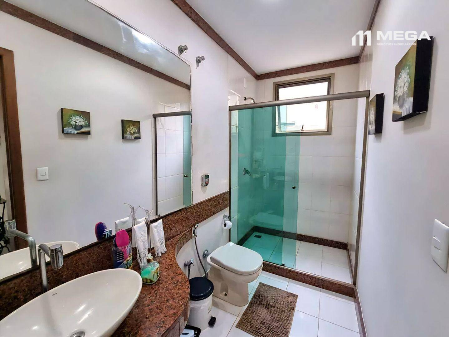Casa à venda com 3 quartos, 337m² - Foto 9