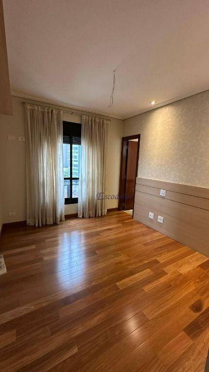 Apartamento à venda com 3 quartos, 263m² - Foto 40