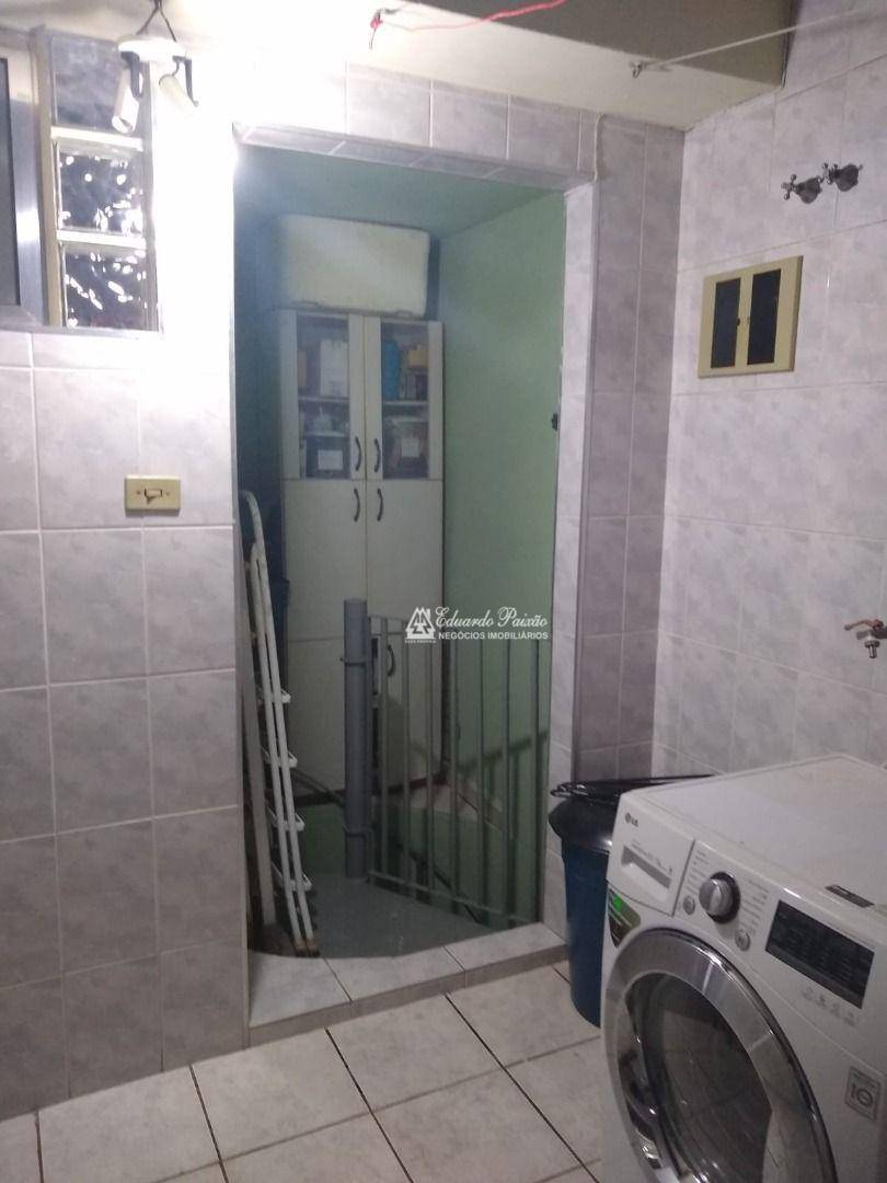 Sobrado à venda com 3 quartos, 210m² - Foto 46