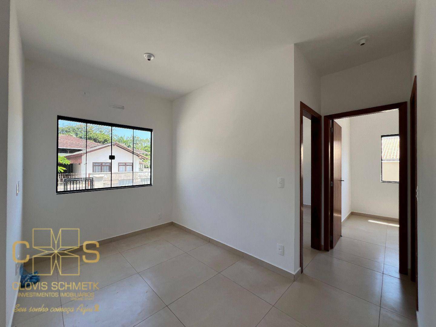 Casa à venda com 2 quartos, 48m² - Foto 7