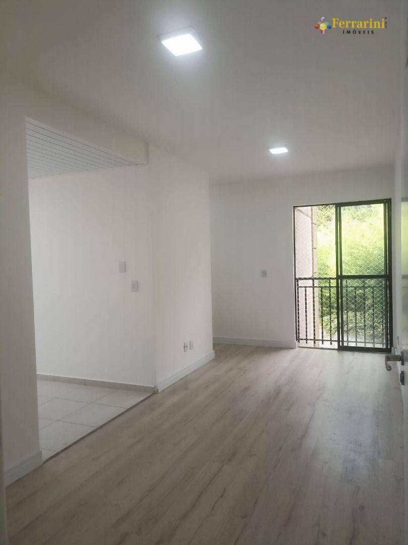 Apartamento para alugar com 2 quartos, 47m² - Foto 3