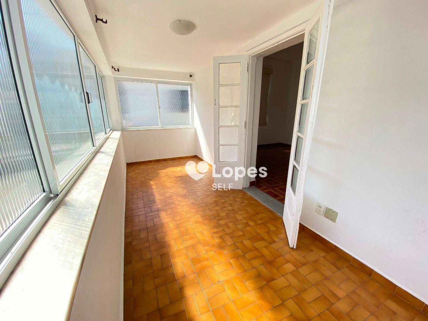 Casa à venda com 7 quartos, 266M2 - Foto 12