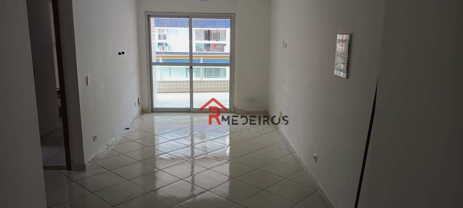 Apartamento à venda com 2 quartos, 82m² - Foto 2