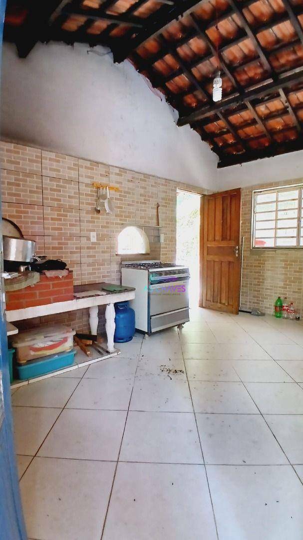 Chácara à venda com 7 quartos, 700m² - Foto 9