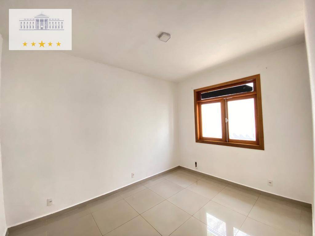 Casa à venda com 4 quartos, 408m² - Foto 7