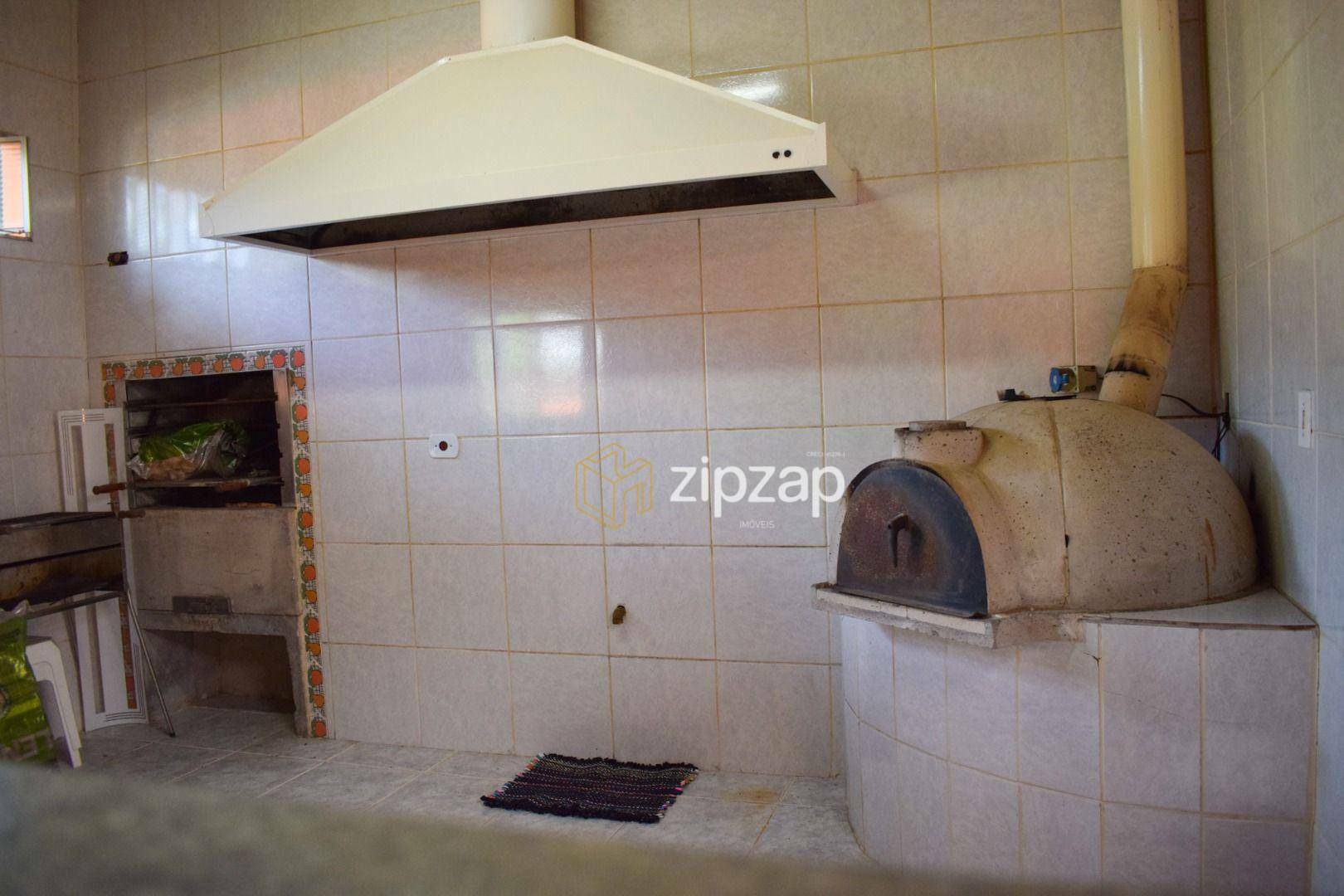 Chácara à venda e aluguel com 3 quartos, 248m² - Foto 14