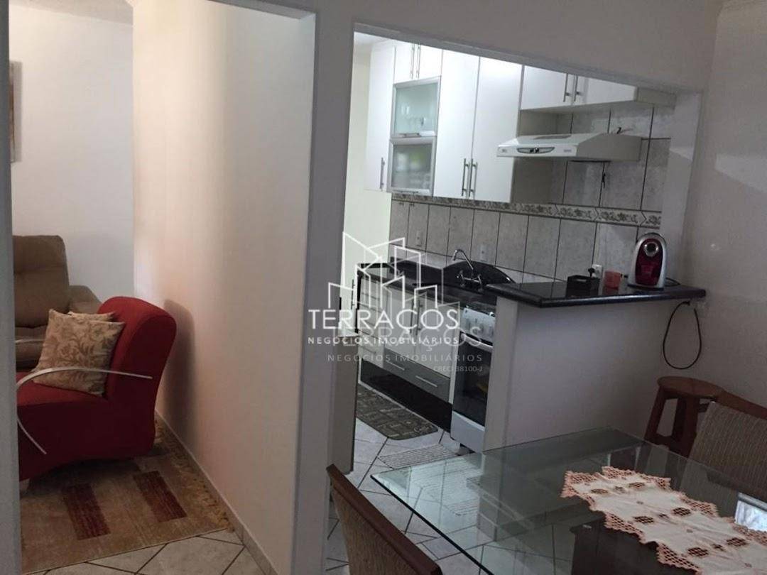 Casa à venda com 3 quartos, 131m² - Foto 8