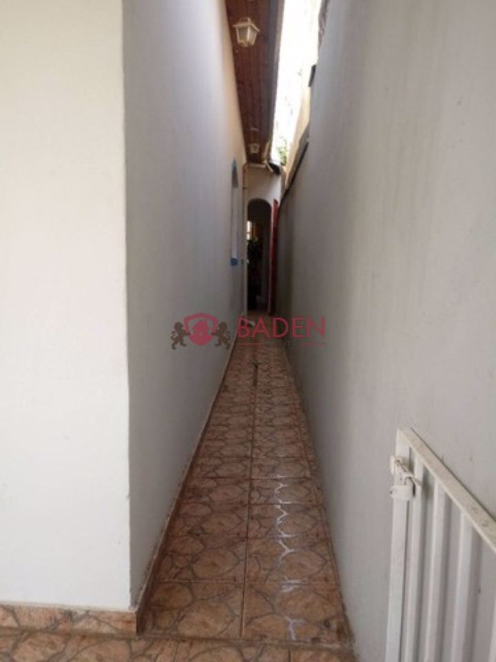 Casa à venda com 3 quartos, 150m² - Foto 25