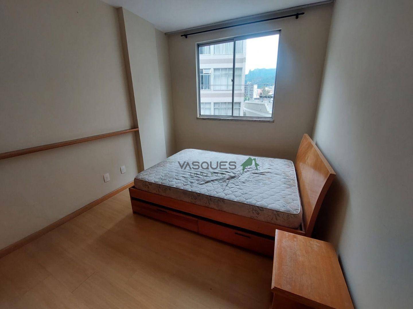 Apartamento para alugar com 1 quarto, 50m² - Foto 6