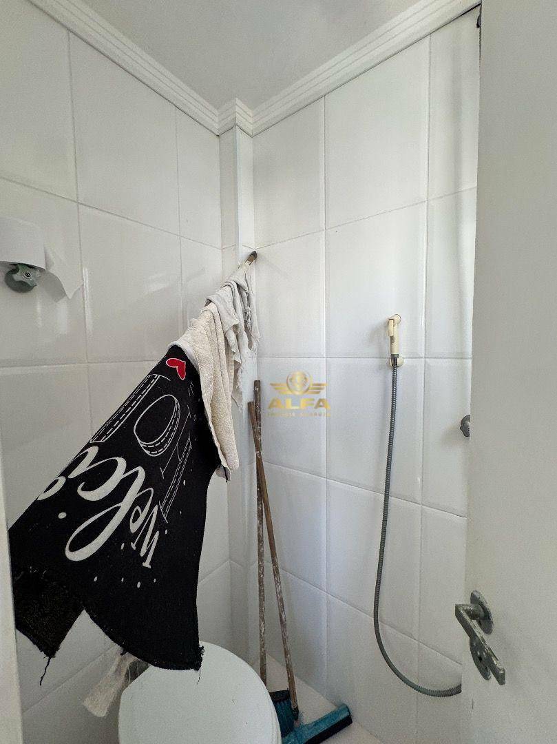 Apartamento à venda com 2 quartos, 80m² - Foto 20