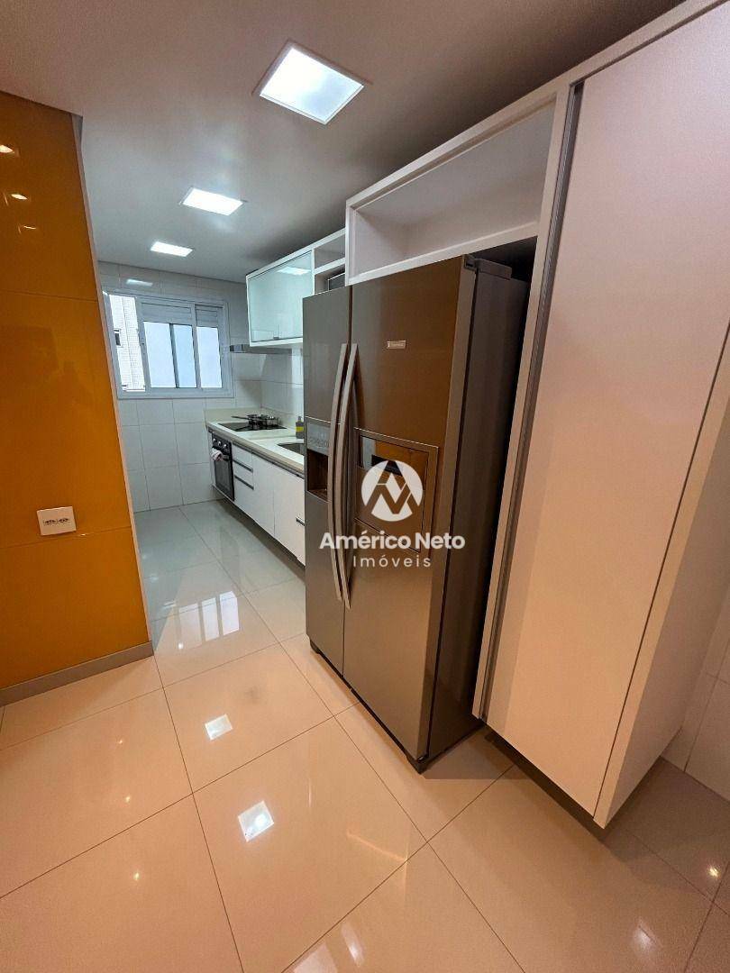 Apartamento à venda com 3 quartos, 158m² - Foto 10