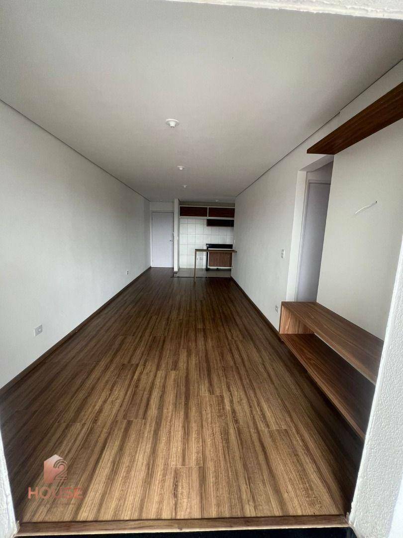 Apartamento para alugar com 2 quartos, 86m² - Foto 3