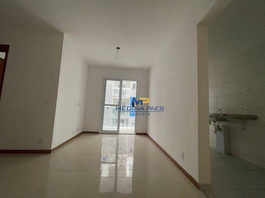 Apartamento à venda com 3 quartos, 75m² - Foto 18