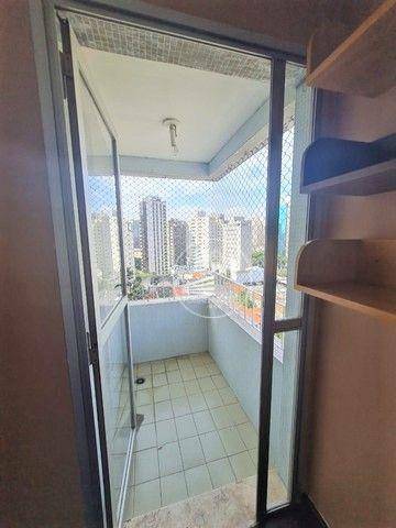 Apartamento à venda com 2 quartos, 65m² - Foto 2