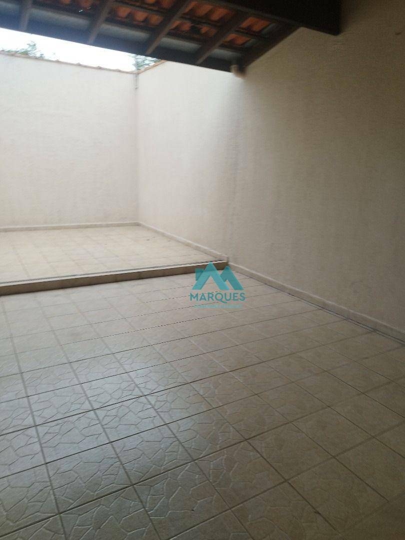 Sobrado à venda com 2 quartos, 150m² - Foto 18