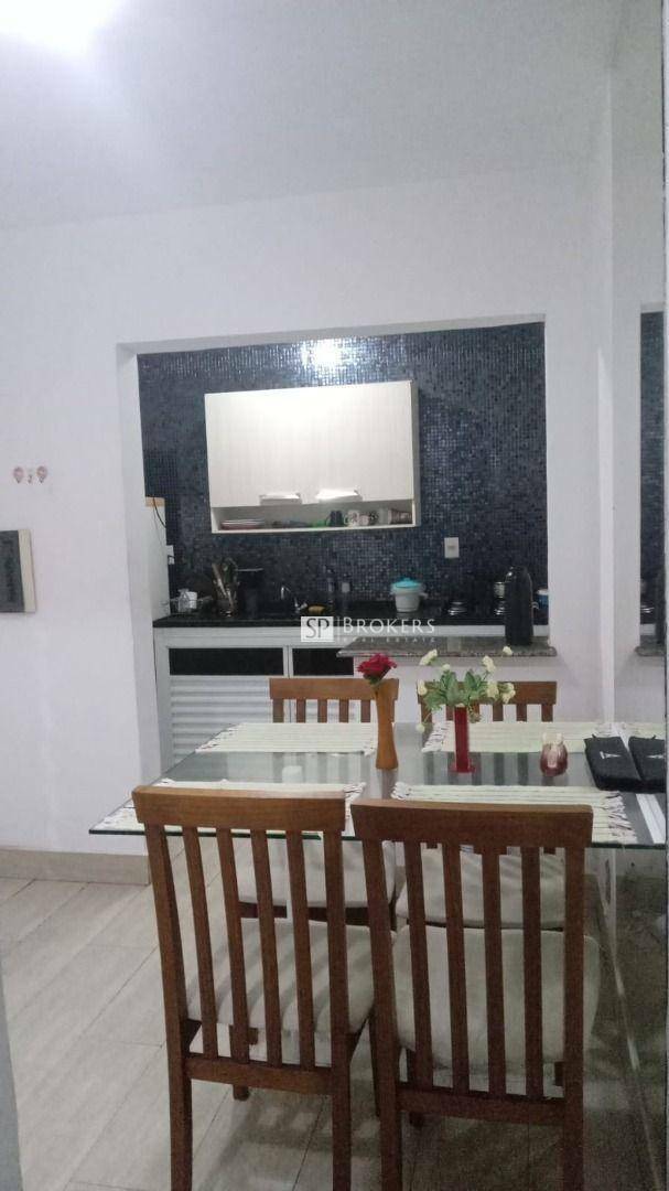 Apartamento à venda com 3 quartos, 70m² - Foto 4