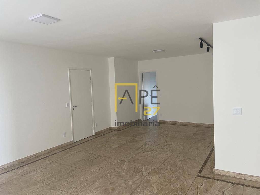 Apartamento para alugar com 3 quartos, 165m² - Foto 5