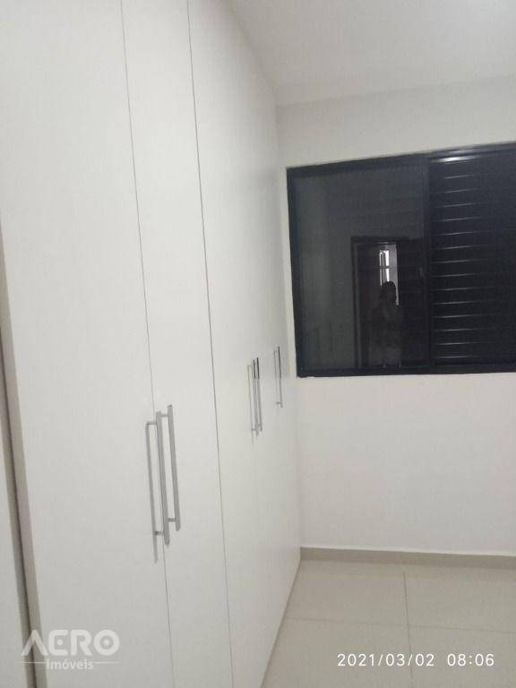 Apartamento à venda com 2 quartos, 88m² - Foto 4