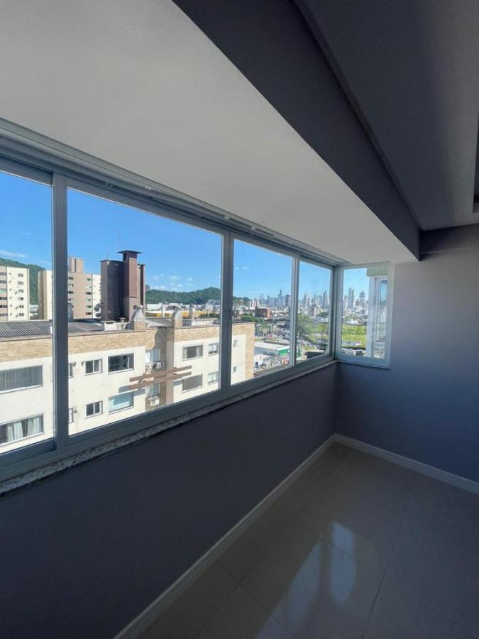 Apartamento à venda com 2 quartos, 68m² - Foto 11