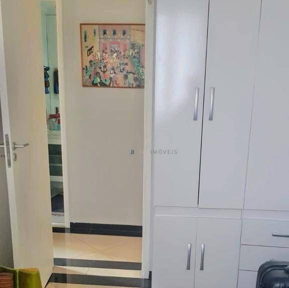 Apartamento à venda com 3 quartos, 71m² - Foto 14