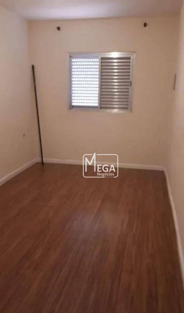 Casa à venda com 3 quartos, 157m² - Foto 2