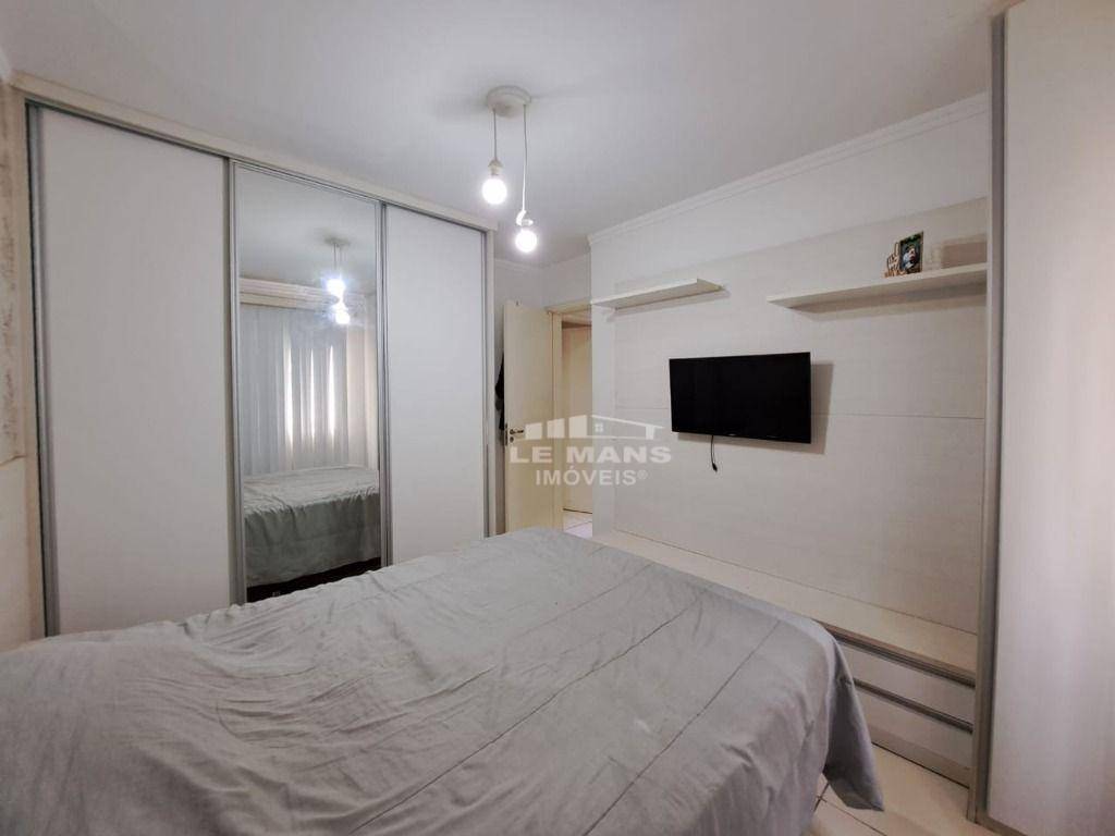 Apartamento à venda com 2 quartos, 55m² - Foto 19