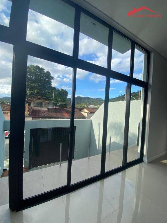 Sobrado à venda com 3 quartos, 203m² - Foto 5