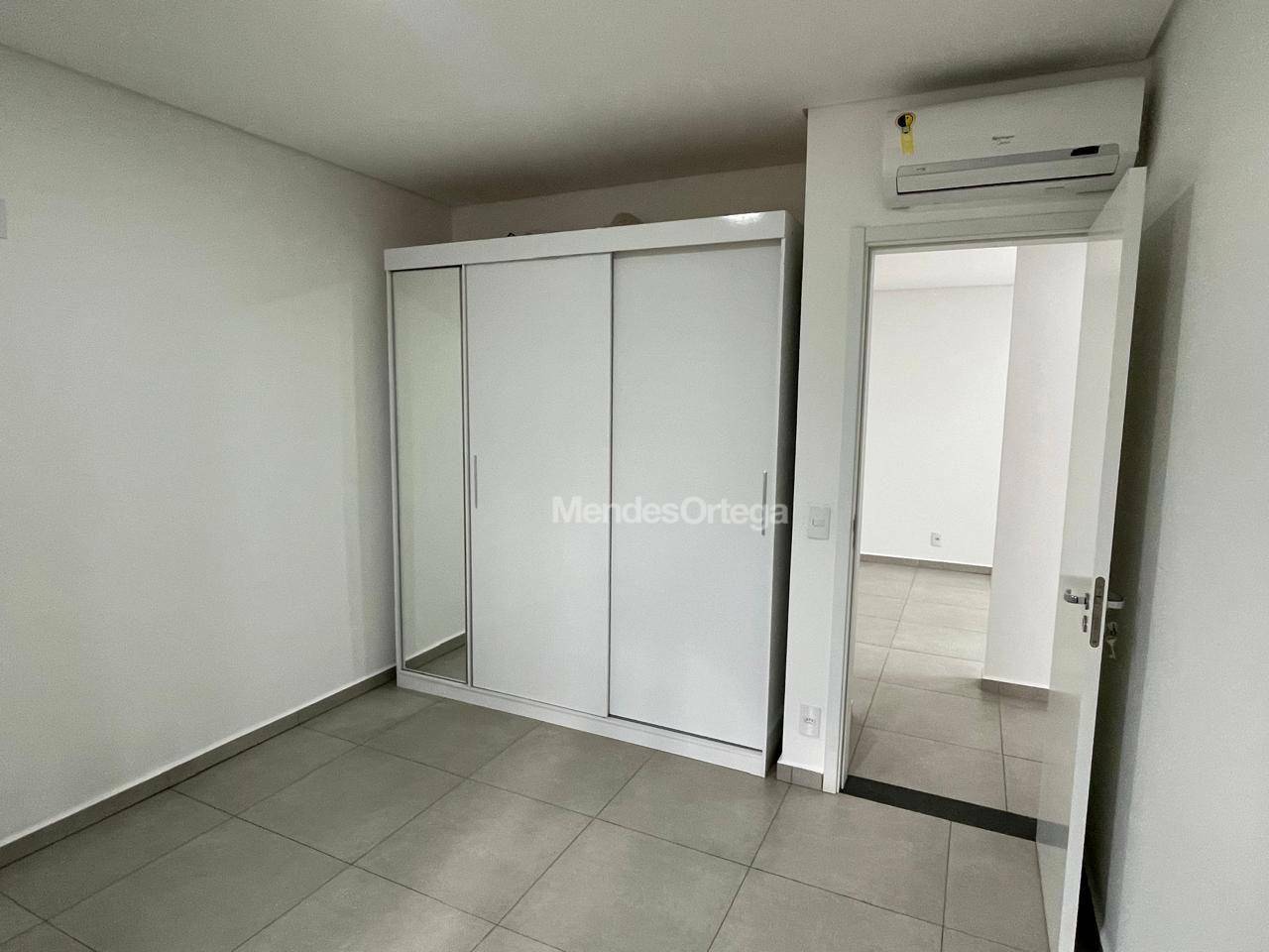 Apartamento para alugar com 2 quartos, 72m² - Foto 11