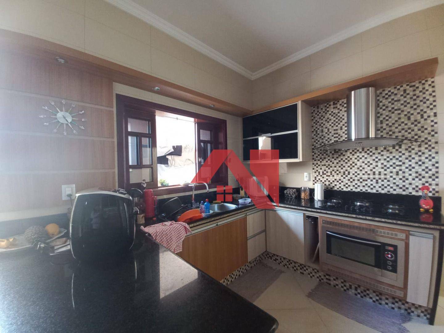 Sobrado à venda com 3 quartos, 540m² - Foto 15