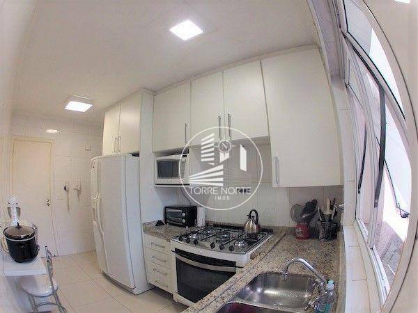 Apartamento à venda com 3 quartos, 142m² - Foto 9