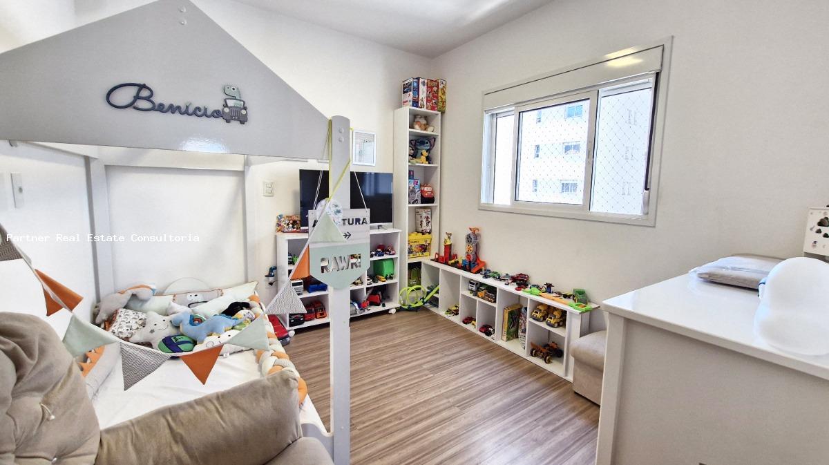 Apartamento à venda com 3 quartos, 170m² - Foto 18