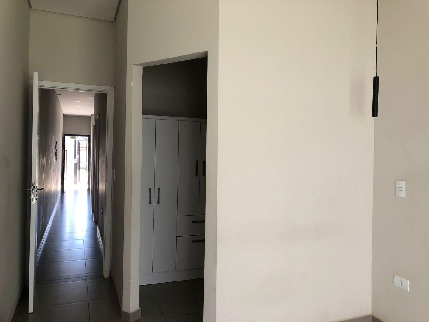 Casa à venda e aluguel com 2 quartos, 72m² - Foto 11