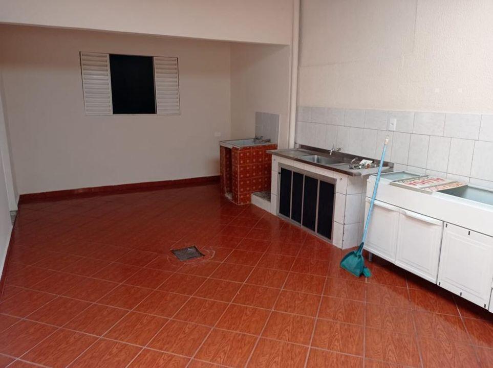 Casa à venda com 3 quartos, 180m² - Foto 9