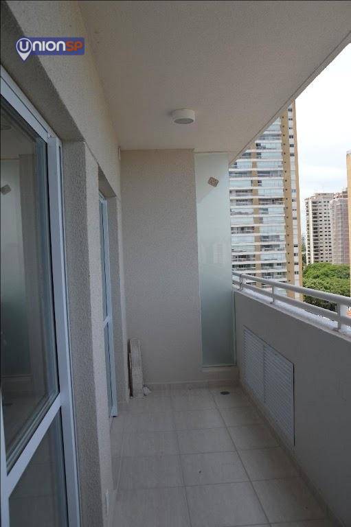 Apartamento à venda com 1 quarto, 33m² - Foto 7