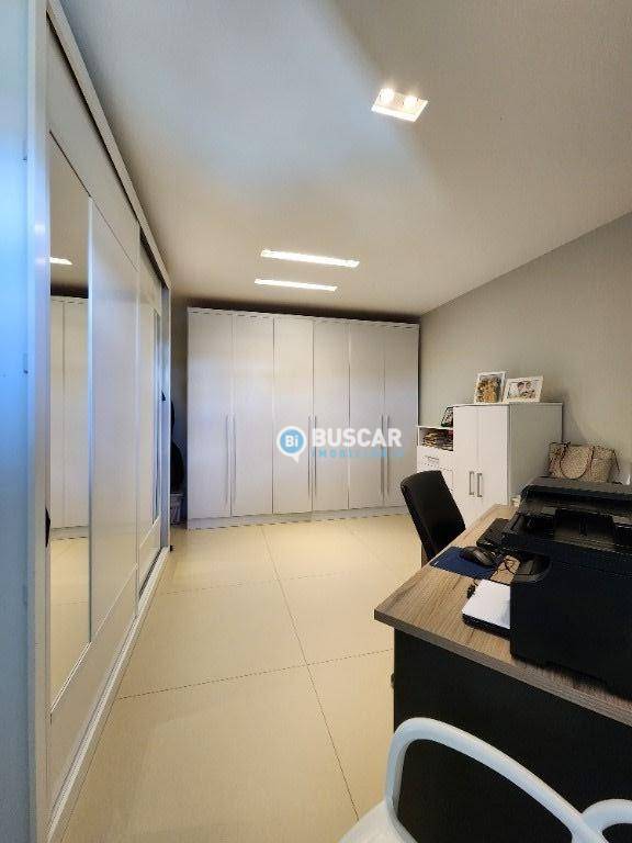 Casa de Condomínio à venda com 4 quartos, 470m² - Foto 40