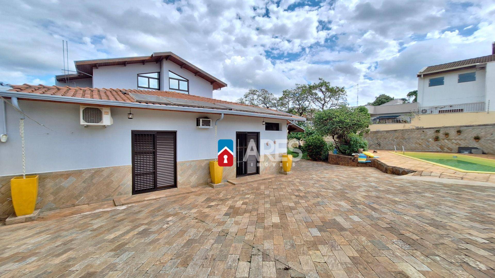 Casa, 4 quartos, 414 m² - Foto 1